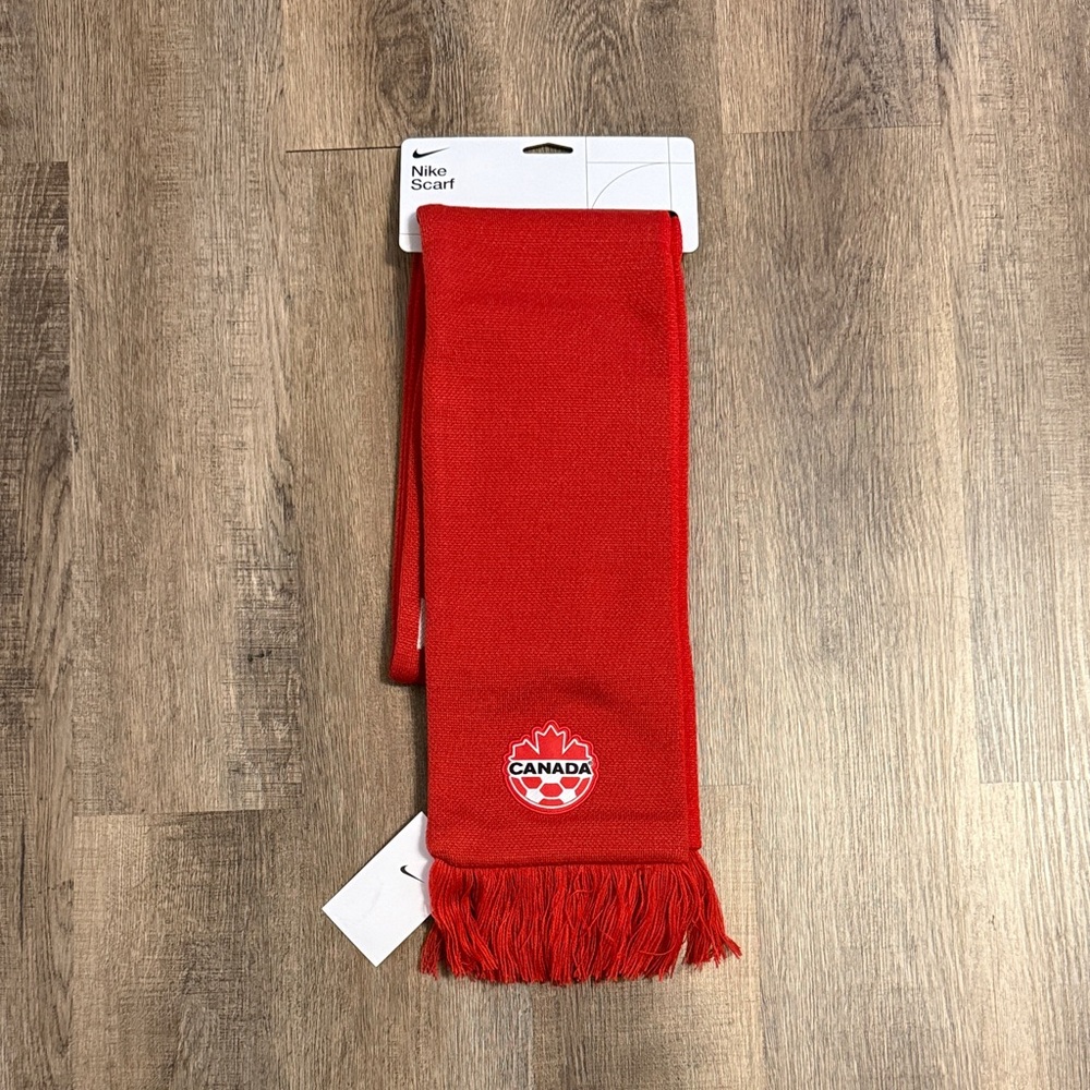 Nike Team Canada Soccer Scarf NWT Official Red Supporter Scarf